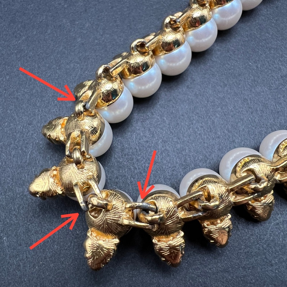 Vintage Faux Pearl Rhinestone Choker Necklace Gold Tone Elegant Classic Coquette - Picture 7 of 9